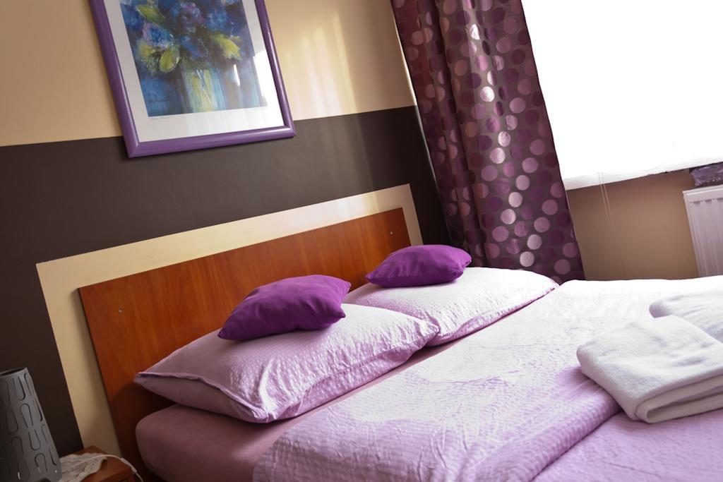 Hotel Elda 2 Μπίντγκοστς Εξωτερικό φωτογραφία