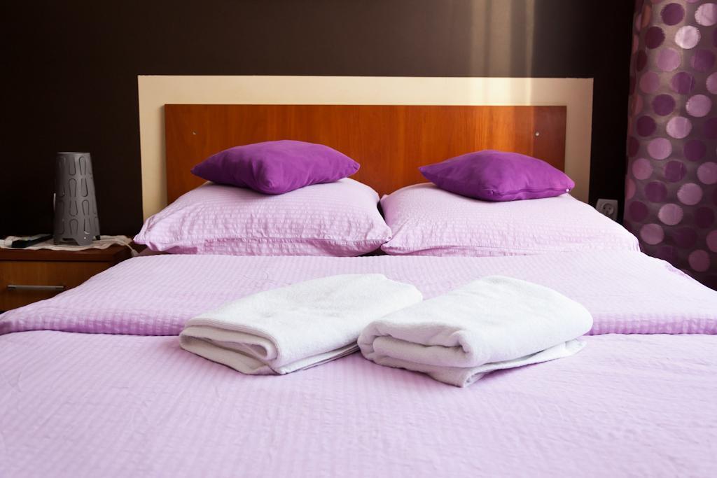 Hotel Elda 2 Μπίντγκοστς Δωμάτιο φωτογραφία