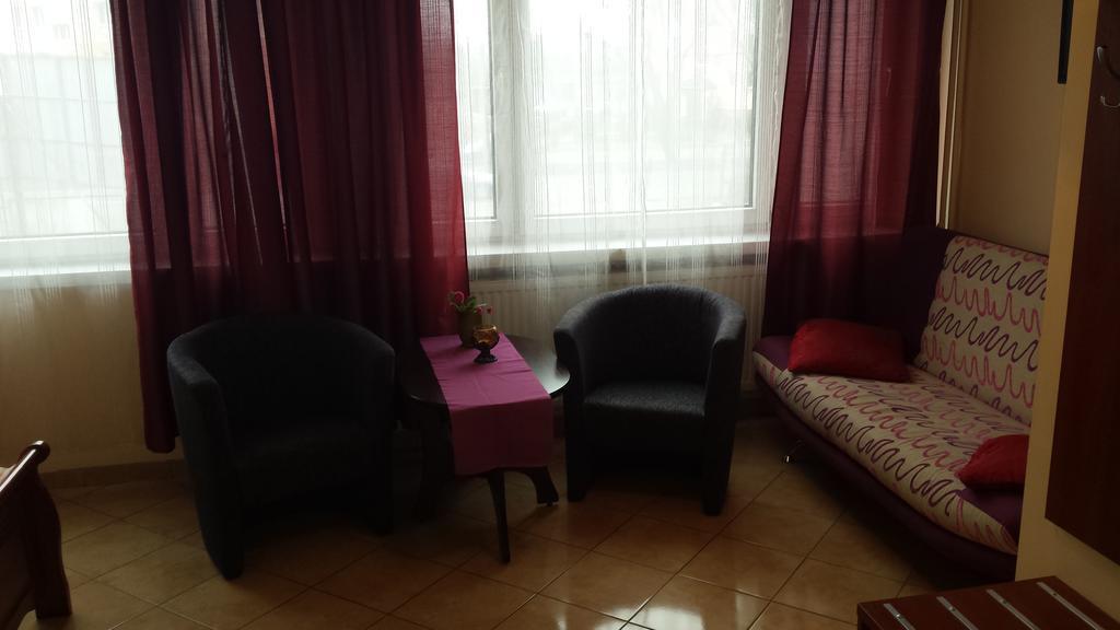 Hotel Elda 2 Μπίντγκοστς Εξωτερικό φωτογραφία