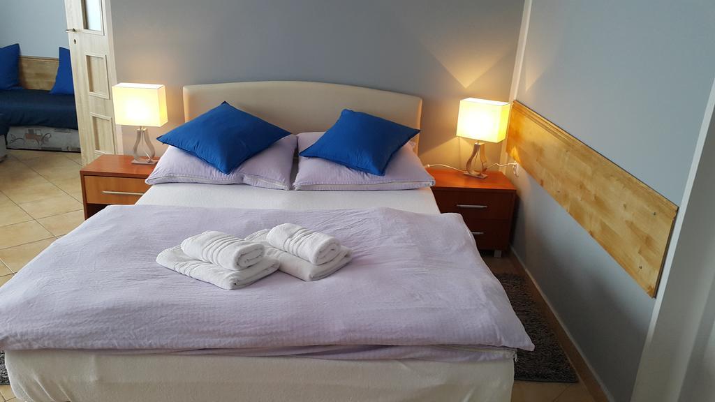 Hotel Elda 2 Μπίντγκοστς Εξωτερικό φωτογραφία