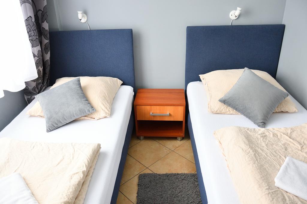 Hotel Elda 2 Μπίντγκοστς Εξωτερικό φωτογραφία