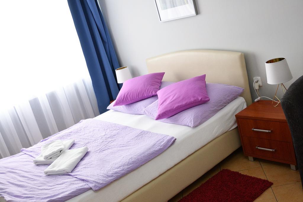 Hotel Elda 2 Μπίντγκοστς Εξωτερικό φωτογραφία