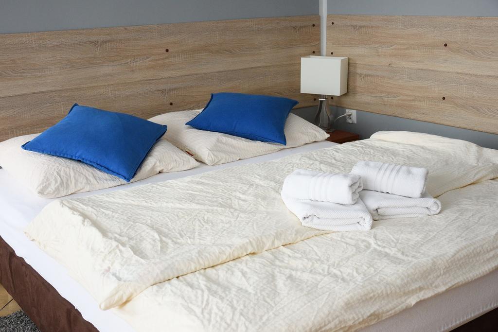 Hotel Elda 2 Μπίντγκοστς Εξωτερικό φωτογραφία