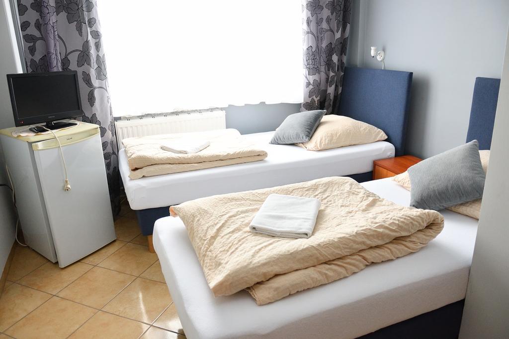Hotel Elda 2 Μπίντγκοστς Εξωτερικό φωτογραφία