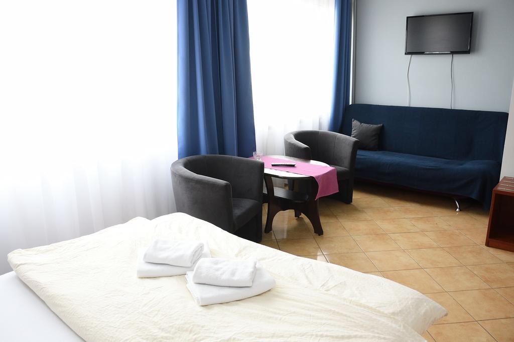 Hotel Elda 2 Μπίντγκοστς Εξωτερικό φωτογραφία