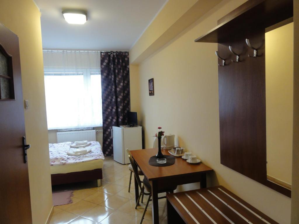 Hotel Elda 2 Μπίντγκοστς Εξωτερικό φωτογραφία