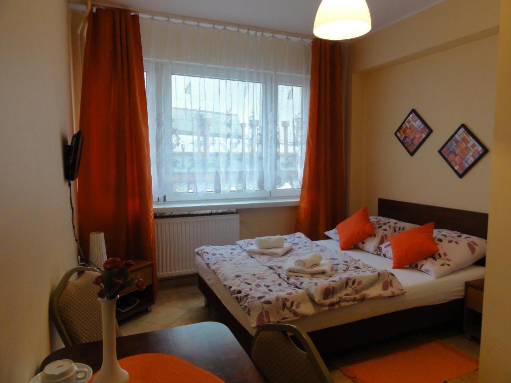 Hotel Elda 2 Μπίντγκοστς Εξωτερικό φωτογραφία