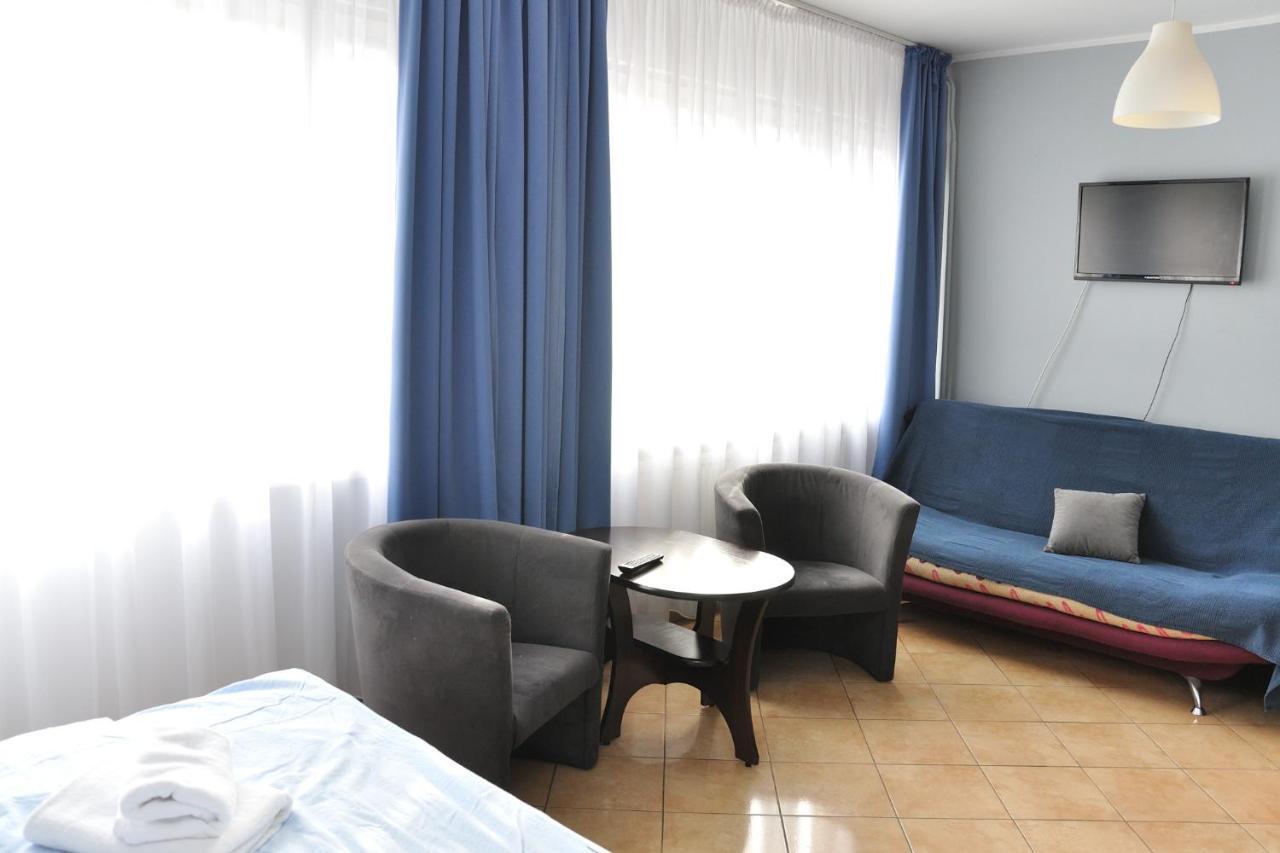 Hotel Elda 2 Μπίντγκοστς Εξωτερικό φωτογραφία
