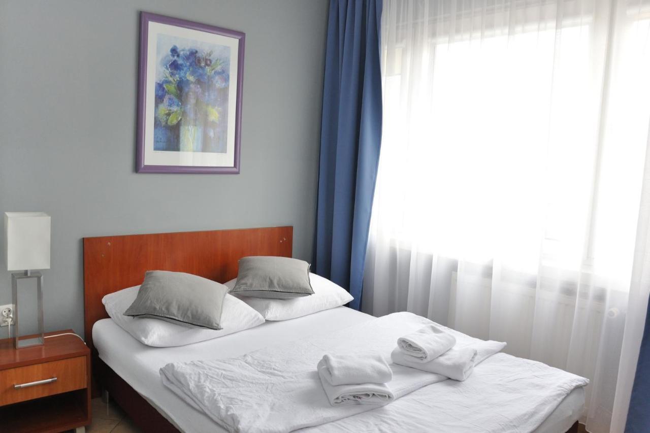 Hotel Elda 2 Μπίντγκοστς Εξωτερικό φωτογραφία