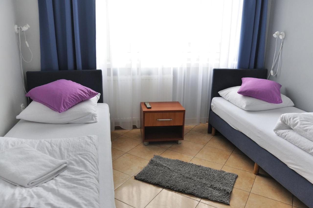 Hotel Elda 2 Μπίντγκοστς Εξωτερικό φωτογραφία